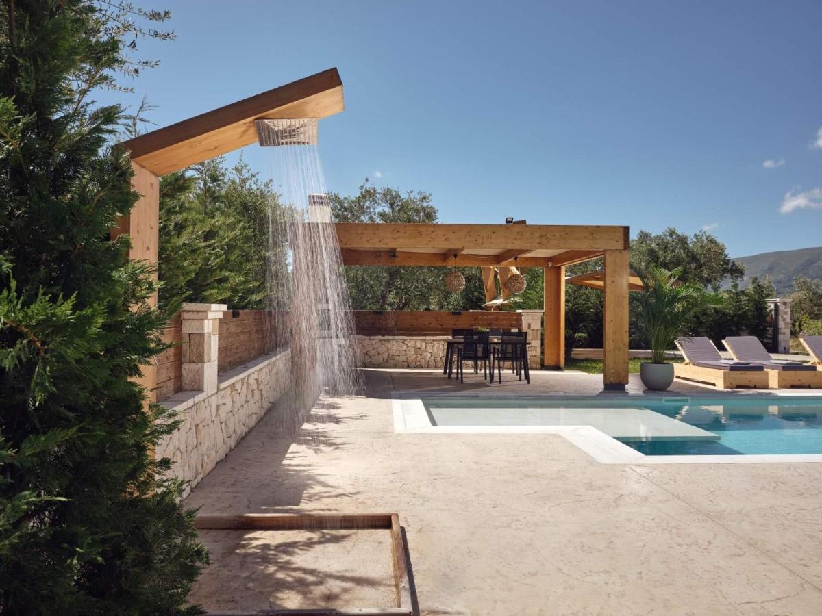 Errikos Family Villa Agios Kirikos  Exterior photo